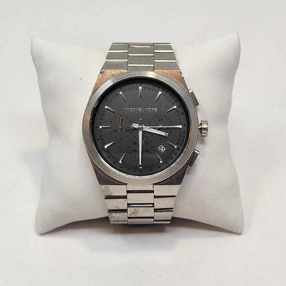 Michael Kors MK8337 Silver Tone Mens Watch Wristwatch Multifunction New Battery